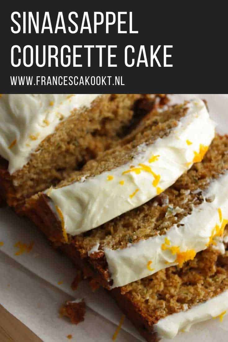 Een courgette cake wilde ik altijd al een keer bakken. Courgette is namelijk een geweldig ingrediënt in een cakebeslag. Wat een heerlijk smeuïg resultaat is dit recept voor makkelijke courgette cake met sinaasappel. De cream cheese frosting met nog een extra vleugje sinaasappel maakt de cake helemaal af. Snel maken dus dit cake recept met courgette #francescakookt #courgette #cake