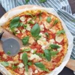 bloemkoolpizza margherita uit we love groente 1 1