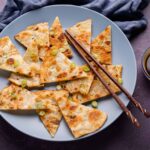 chinese pannenkoekjes met lente ui 1 2
