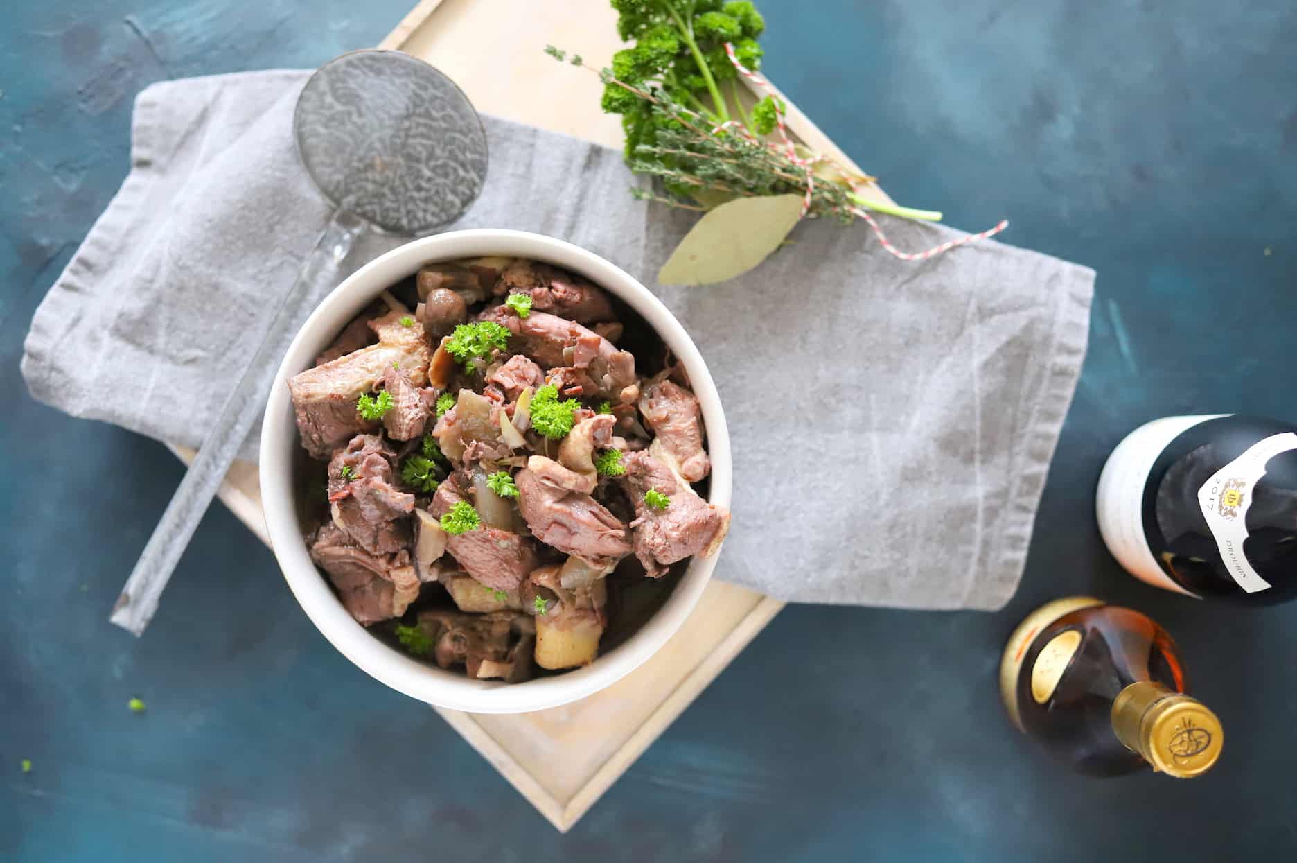 Coq au vin op de klassieke, Franse manier