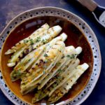 gegrilde witlof met ahornsiroop sinaasappel en tijm 1 2