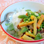 groene curry met kip wortel en doperwten 1 4