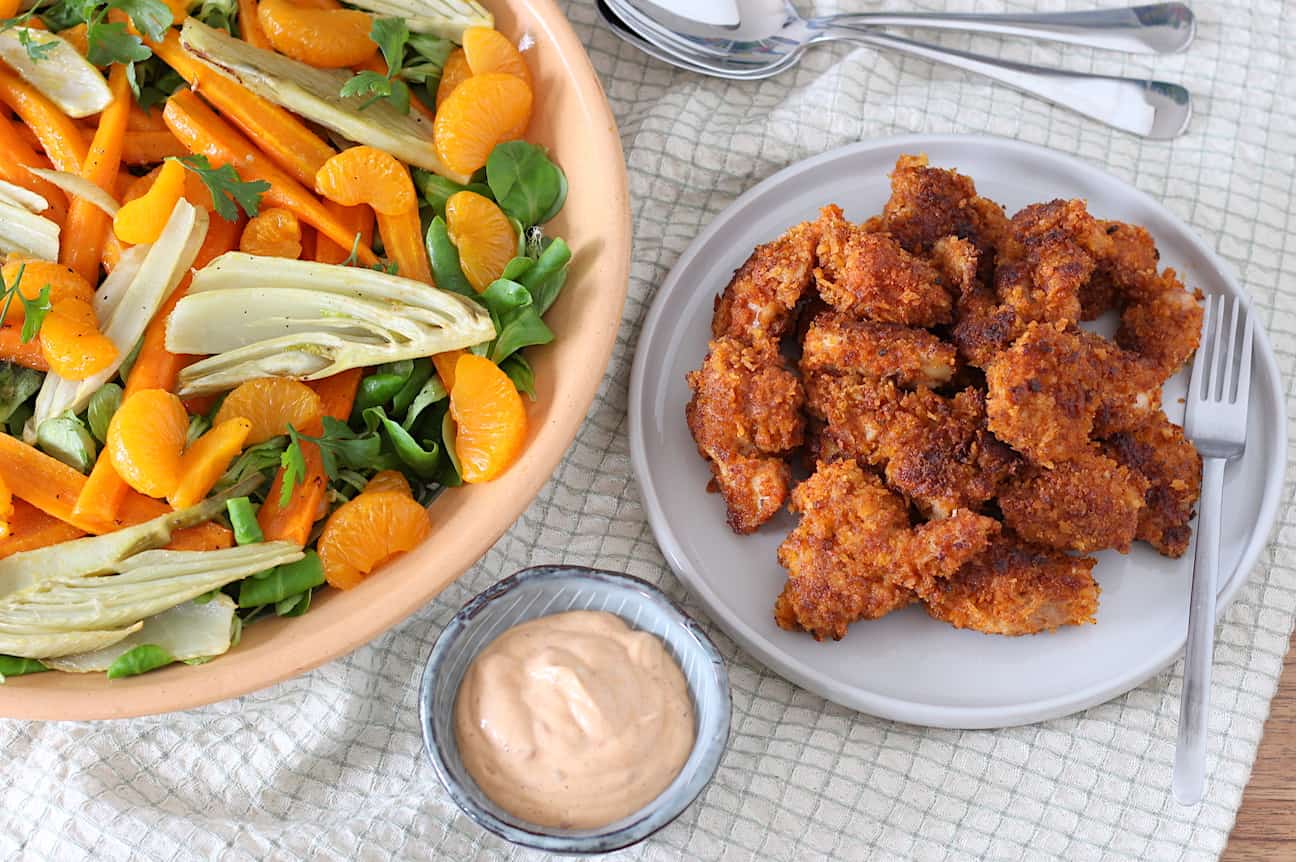 Kippeling met harissa mayo en frisse salade