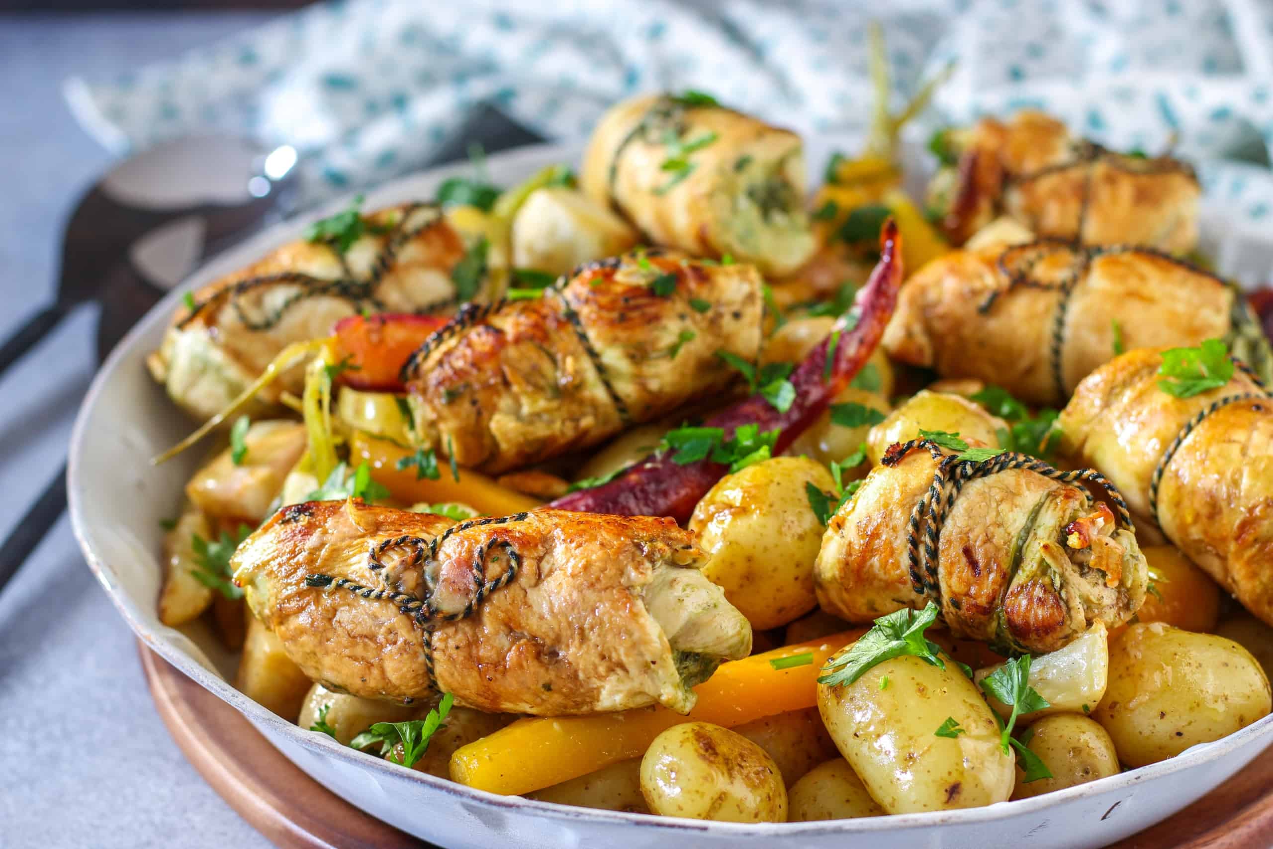 Kiprolletjes met balsamico, krieltjes en groenten