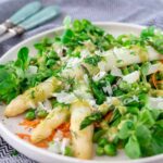 lente salade met asperges en velderwtendressing 1 2