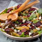 salade met biet peer en blauwe kaas 1 1