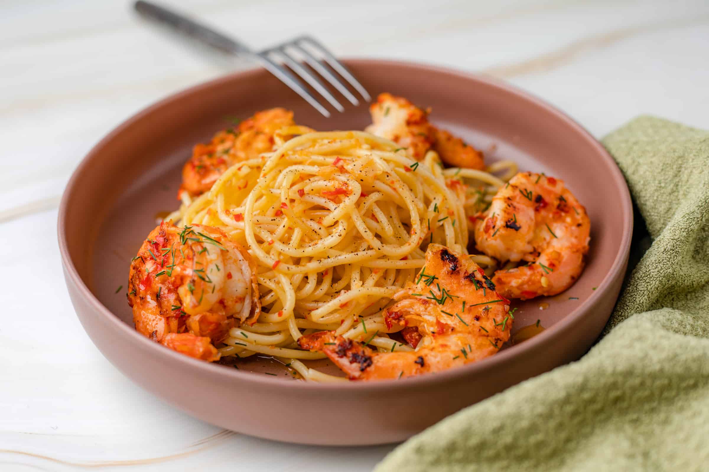 Spaghetti aglio e olio met grote garnalen