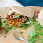 vegan broodje gyros met paprika kidneybonen en mais 1 7