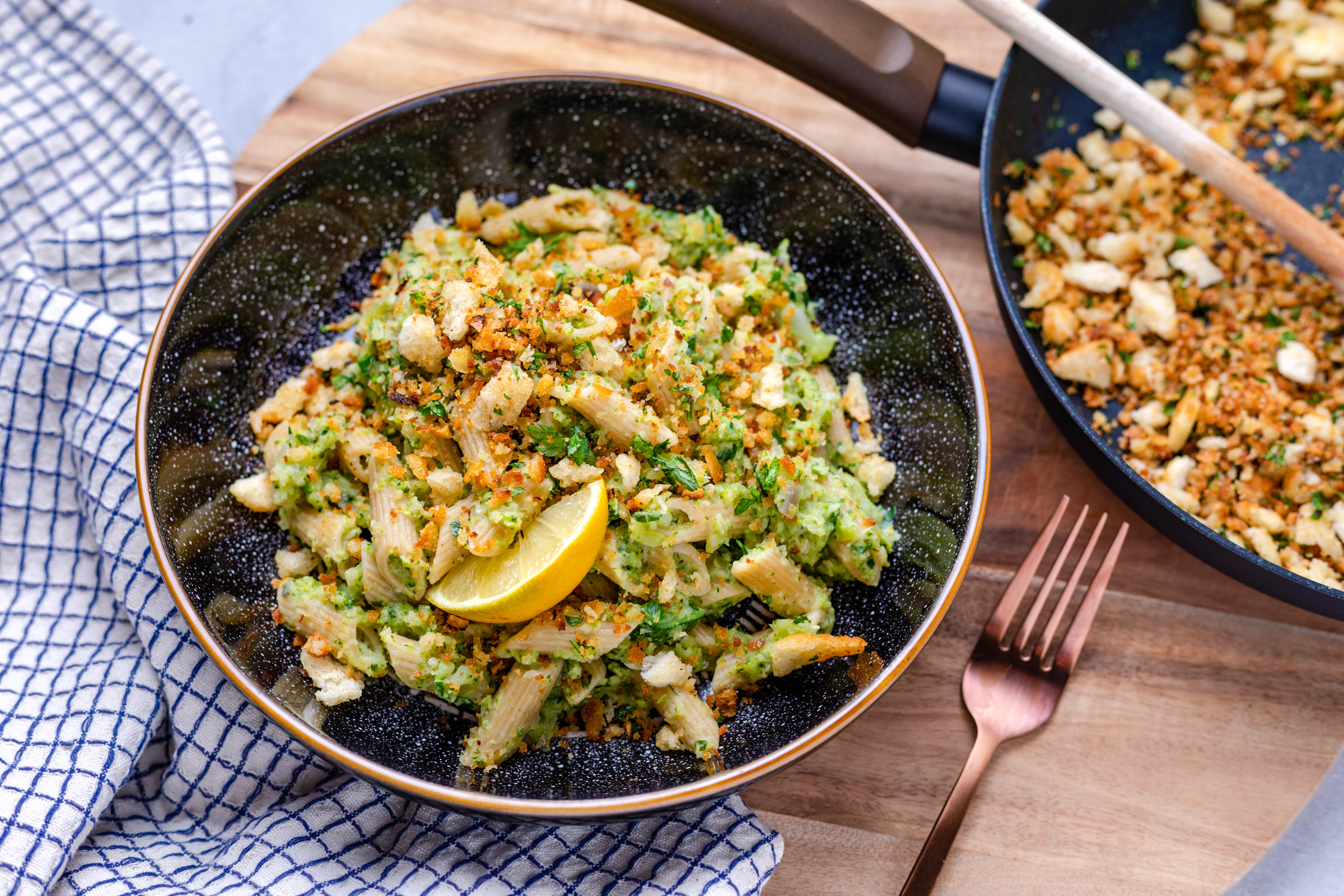 pasta met broccoli courgettesaus en pangrattato 1