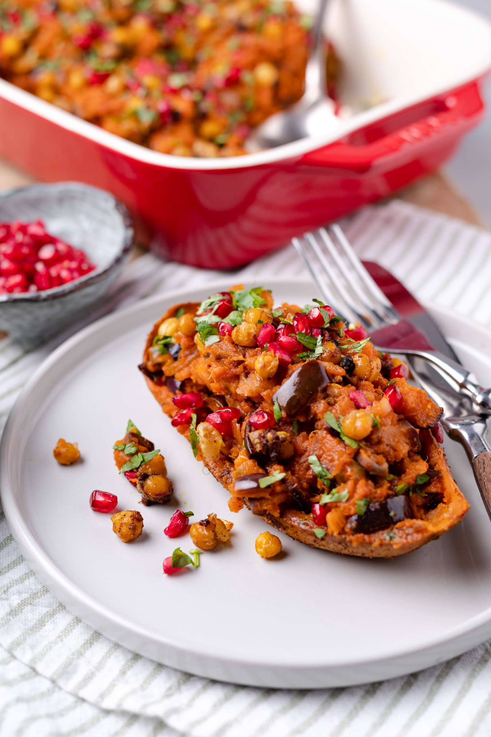 gevulde zoete aardappels met aubergine en kikkererwten 3