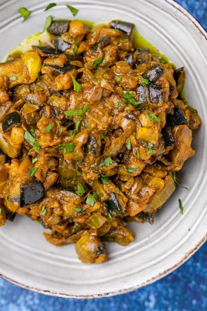 Gesmoorde aubergine met masala en ui Francesca Kookt