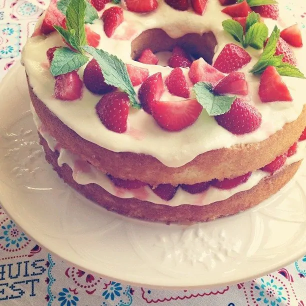 4. Aardbeien vanille cake
