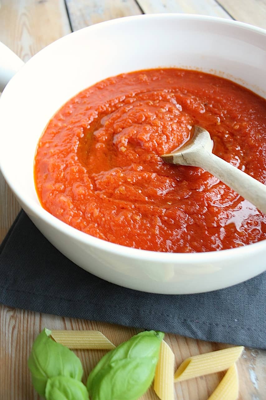 recept Baleinwalvis Negende Italiaanse tomatensaus van San Marzano tomaten - Francesca Kookt