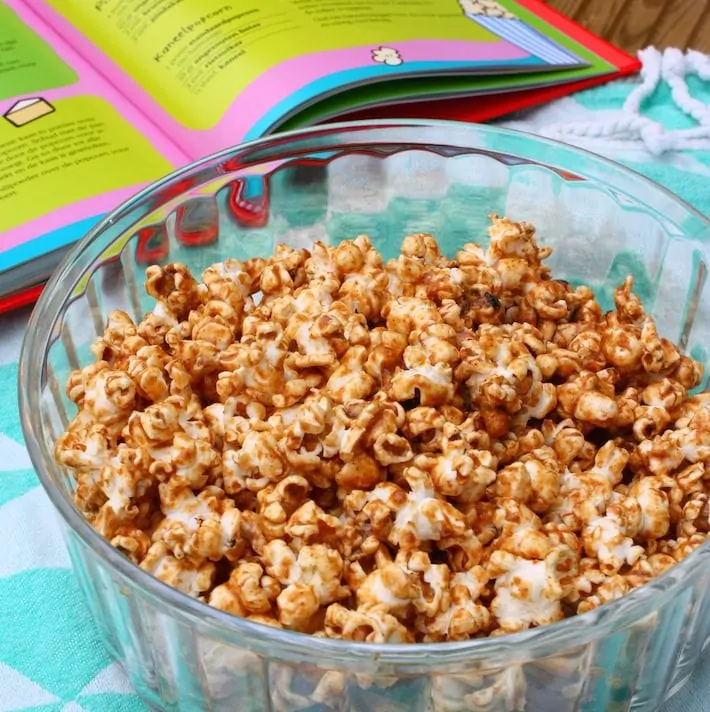 pindakaas-popcorn-ella's-kitchen-kookboek-1