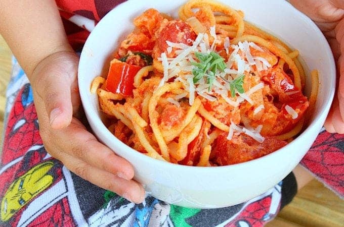 spaghetti-met-tomaat-en-ricotta-1-680x450